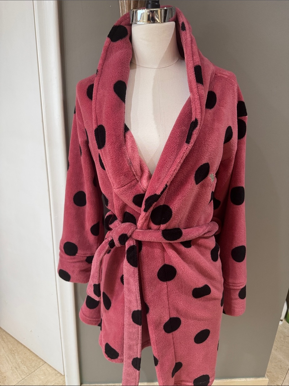 PINK Victoria's Secret Pink Plush Robe with Black Polka Dots
